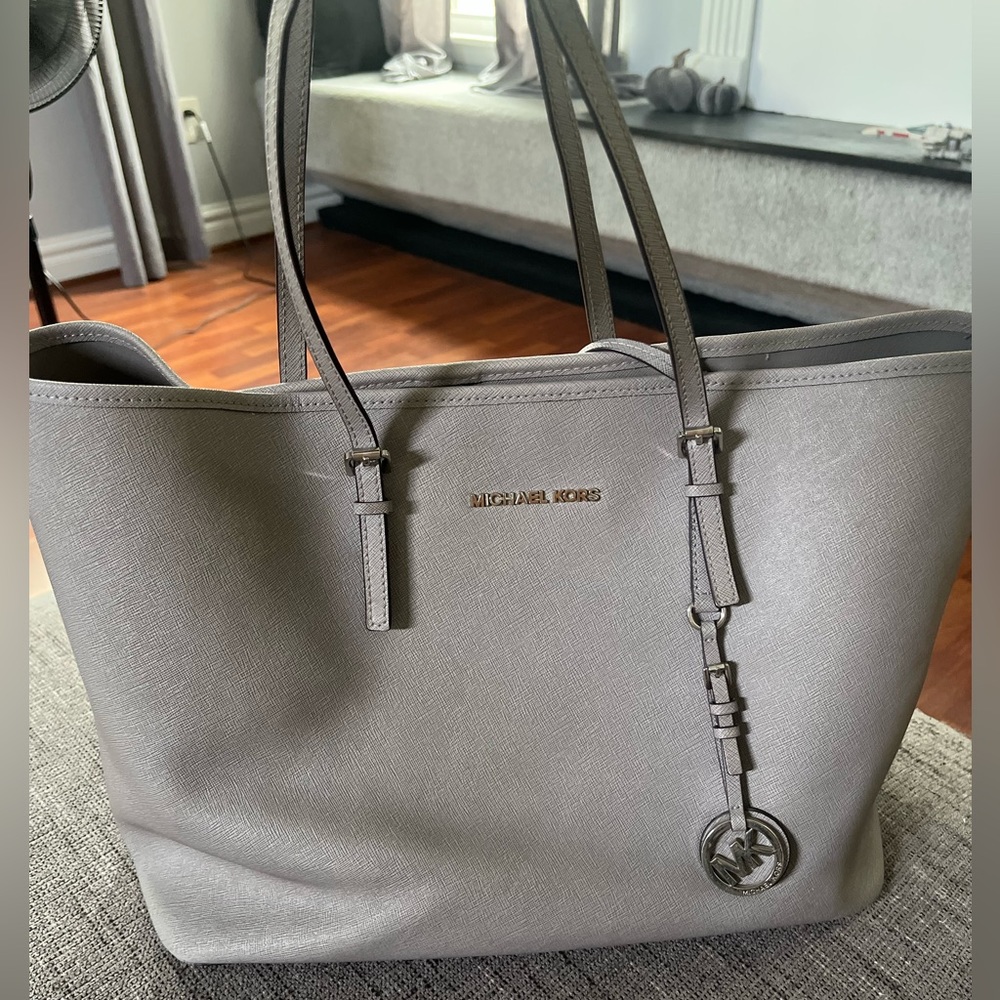 Michael Kors Large grey tote bag purse
